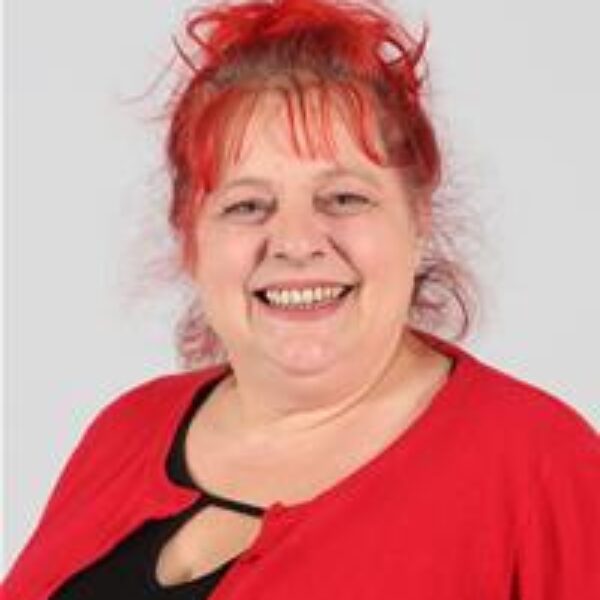 Cllr. Lara Ellis