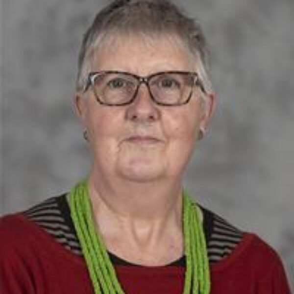 Cllr. Dr. Teresa Cairns